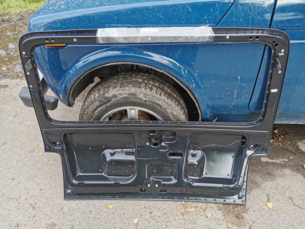 Дверь задняя пластиковая для B@3 21213, 21214 "L@DA 4x4" купить недорого с доставкой в Баган