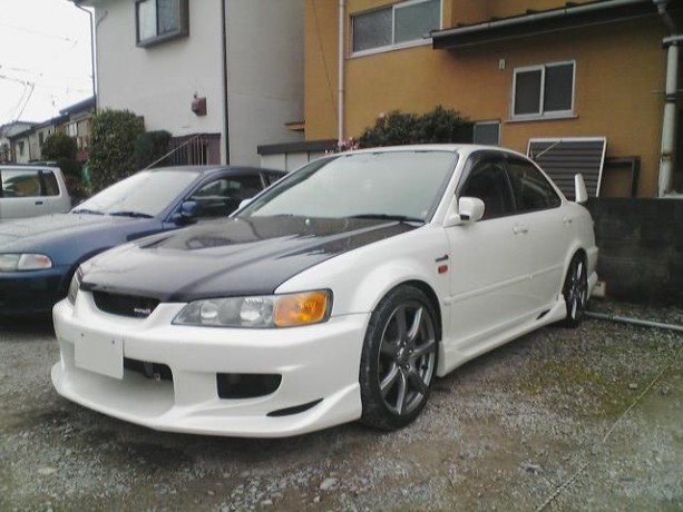Накладки на пороги "C-West" Honda Accord/Torneo (CF3, CF4, CF5) купить недорого с доставкой в Баган