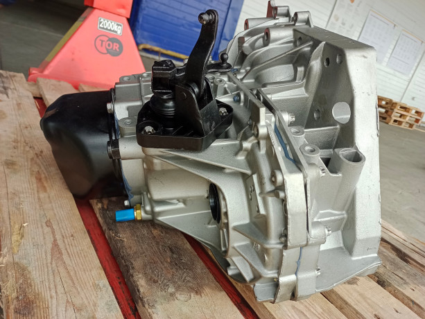 Механическая КПП (МКПП 5-ст.) Renault JR5-551 для L@DA L@ЯGUS, Vesт@, двигатель 16V франция купить недорого с доставкой в Баган
