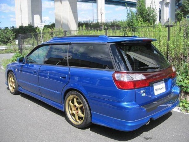 Накладка на задний бампер Subaru Legacy B4/Lancaster (Кузов BE5, BE9, BEE) Wagon BH5 купить недорого с доставкой в Баган