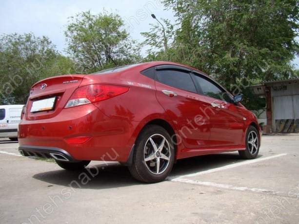 Диффузор заднего бампера var №2 (текстурный пластик) для Hyundai Solaris (2010-2013) купить недорого с доставкой в Баган