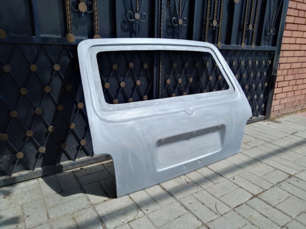 Заглушка двери задка стеклопластиковая B@3 21213 "L@DA 4х4" купить недорого с доставкой в Баган