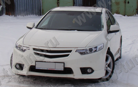 Планка в решетку радиатора "Sport" для Honda Accord VIII (2011-2013) купить недорого с доставкой в Баган