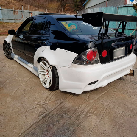 Задние фендеры "Rocket bunny style" +65mm для Lexus IS, Toyota Altezza купить недорого с доставкой в Баган